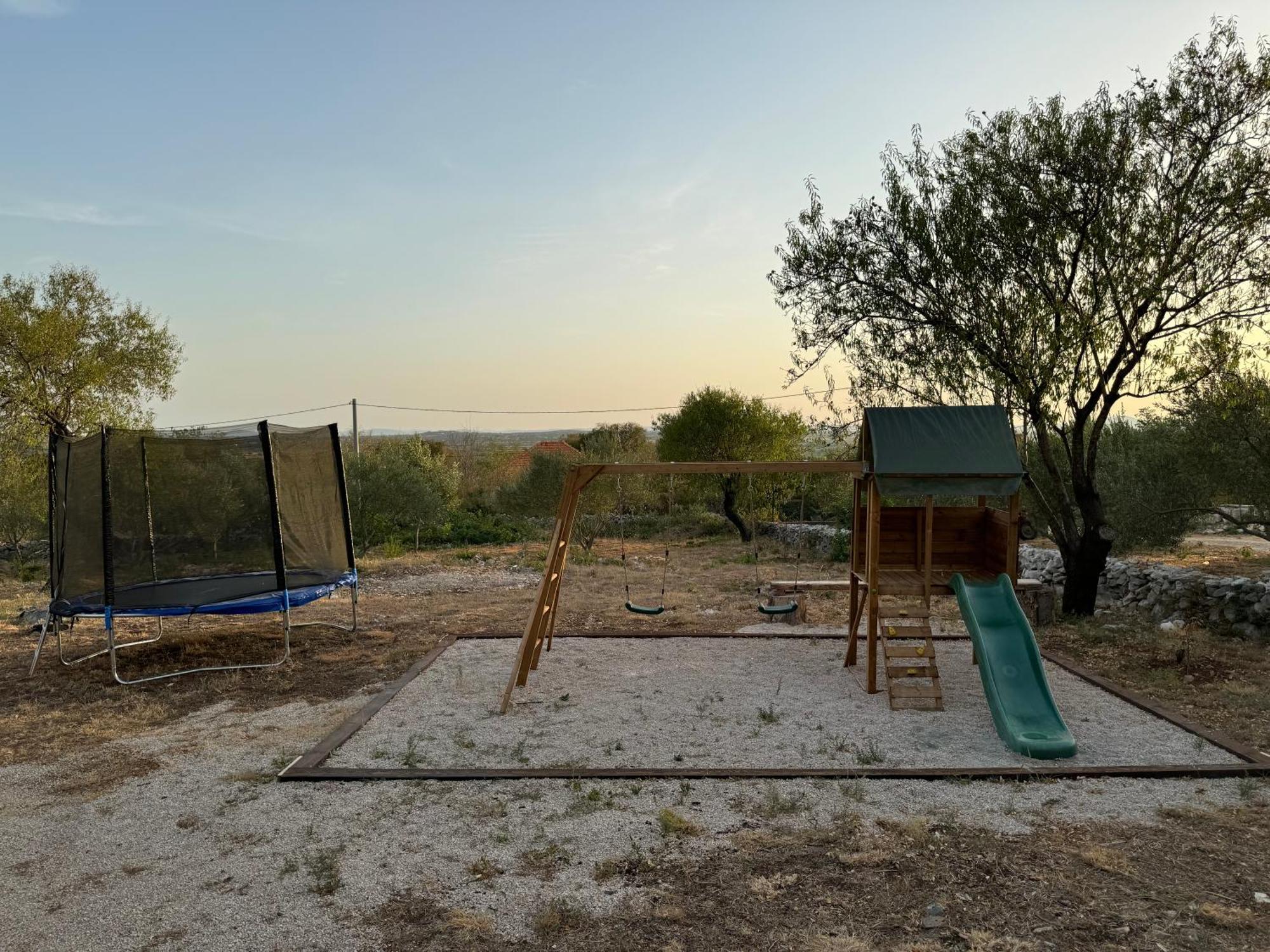 Vila Relax And Unwind: Family-Friendly House Near Zadar In Zagrad Exteriér fotografie